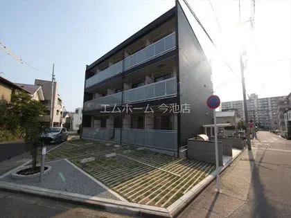 リブリ・OZウイング【3階】の外観