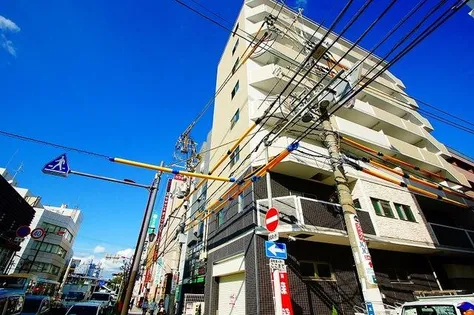 クリント ブライアントの画像