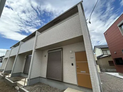 愛知県愛西市大野山町余代【テラスハウス】の外観