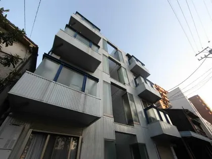 アマラントローザ【1階】の外観