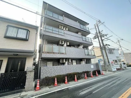 アジュール【4階】の外観