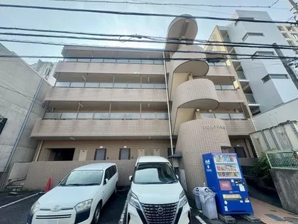 グロリアス本山の画像