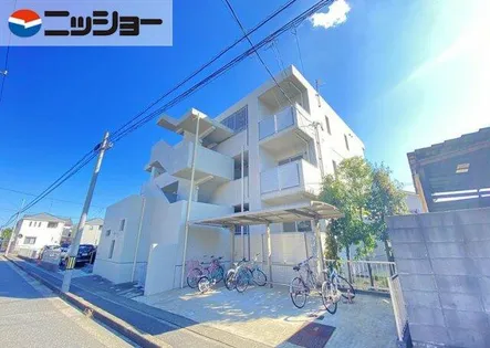 CREWS SQUAREの画像