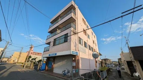 シルク阪口の画像
