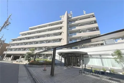 ディオケネス【3階】の外観