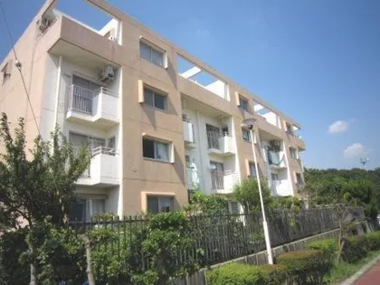 鈴蘭泉台第二住宅3号棟の画像