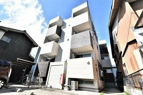 Solid名駅南【2階】の外観