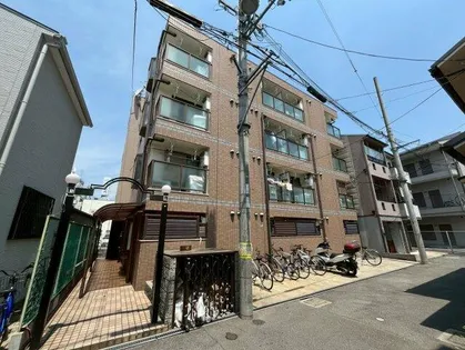 エストゥディオの画像