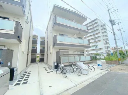 F asecia Citrine【1階】の外観