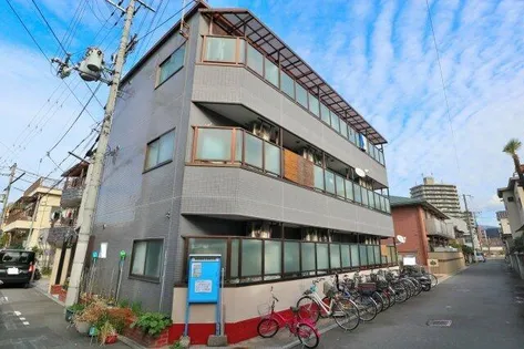 マリオンコート【1階】の外観