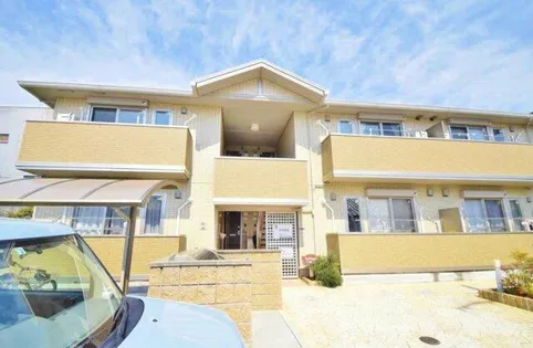 レフィナード【1階】の外観