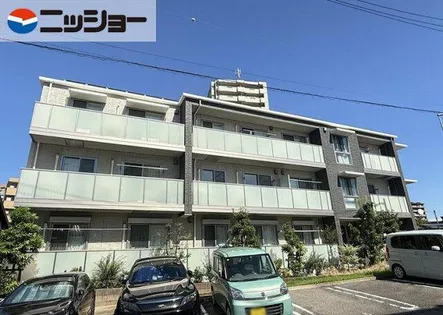 リラフォートの画像
