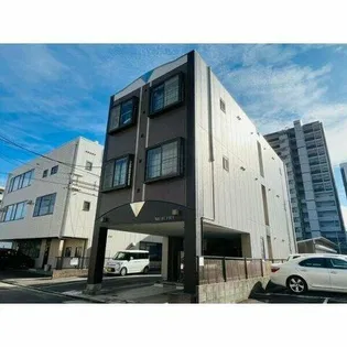 SQUARE FOURの画像