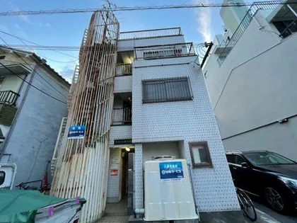 シャトル新大阪【1階】の外観