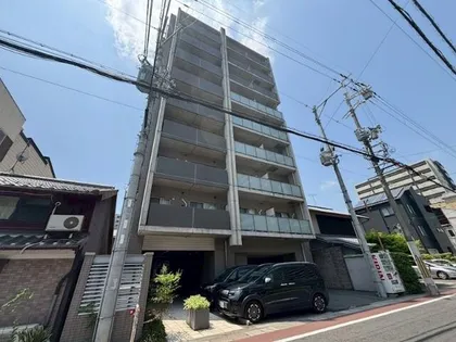 アール ツー コートの画像