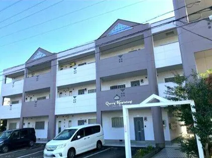 クイーンカピオラニ【3階】の外観