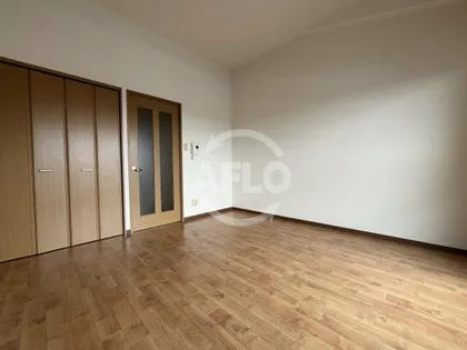 エクセレント上新12【9階】の居間