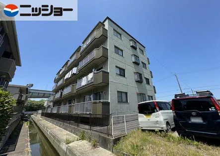 ロイヤルハイツ三本木の画像
