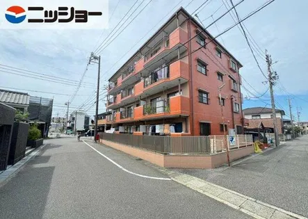 ファミールモリの画像