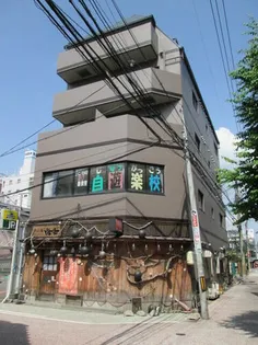 万里乃ビル【3階】の外観