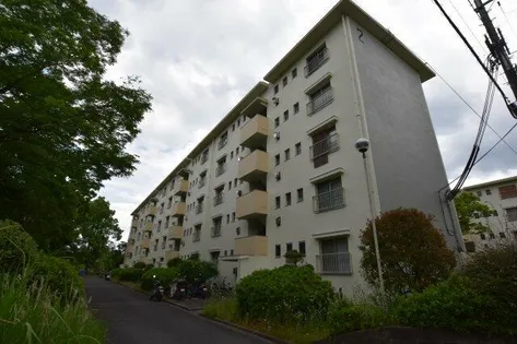 大阪府大阪狭山市西山台5丁目【マンション】の外観