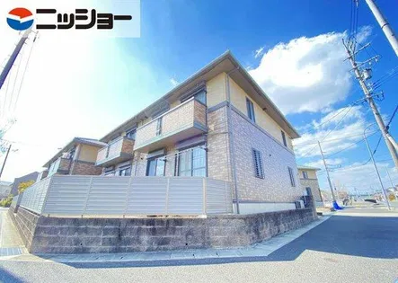 ファミィュB棟の画像