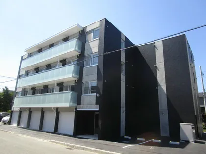 シャルマン東区役所前【4階】の外観