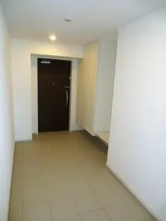 パークサンリヤン博多の森Ⅴ【1202号室】の玄関