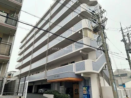 サリュー塚口【5階】の外観