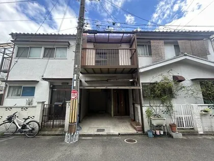 大阪府摂津市鳥飼西2丁目【テラスハウス】の外観