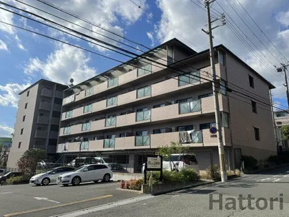 プレステージ上山手【4階】の外観