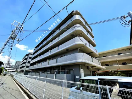 大阪府茨木市沢良宜西1丁目【マンション】の外観