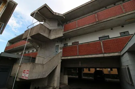 ファミール西舞子【2階】の外観