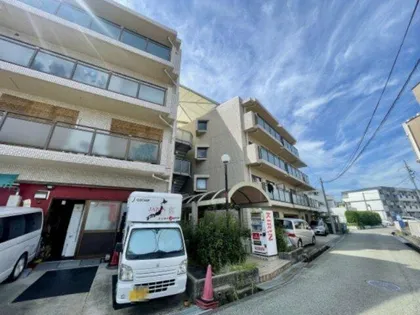 セレコート箕面【3階】の外観