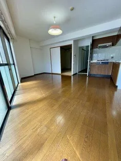 セレコート箕面【3階】の居間