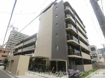 クレールフォレスタの画像