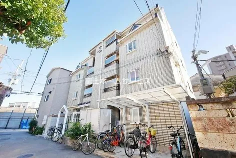 シャトルスギモト【4階】の外観