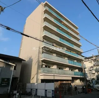 ラ・リヴィエール【8階】の外観