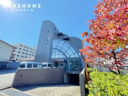 オーエムビルの画像