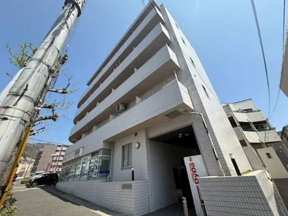 リモージュ岡本の画像