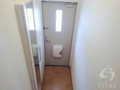 レオン K.SⅡ【2階】の玄関