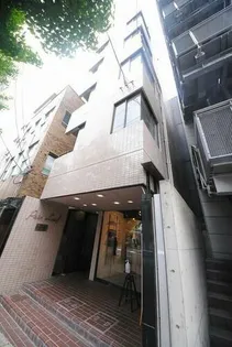 ペアリーフ御所東【3階】の外観