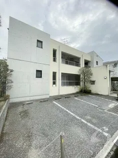 兵庫県西宮市上ケ原三番町【アパート】の外観