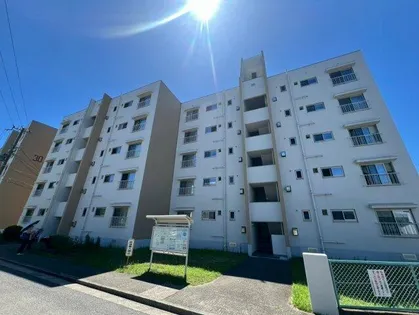 高倉台団地30号棟の画像