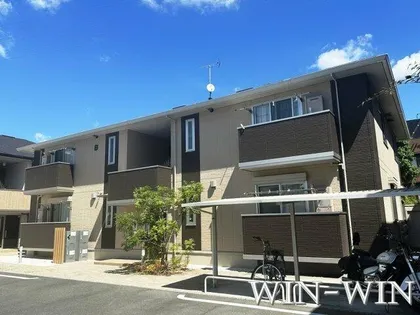 エミール Bの画像