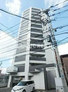 ナビールコート白金の画像