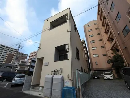 愛知県名古屋市熱田区旗屋2丁目【アパート】の外観