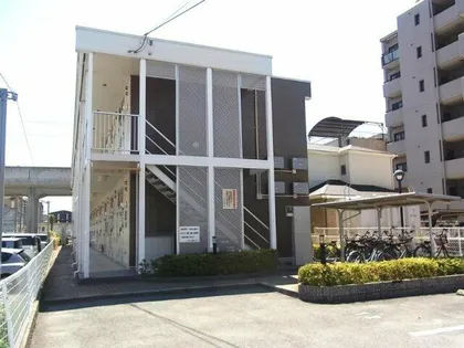 レオパレスフローラの画像