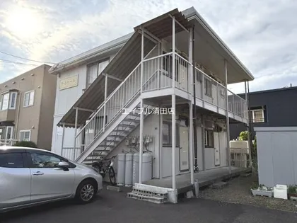 ラ・トゥール【202号室】の外観