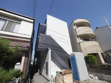 レヴレジール【2階】の外観